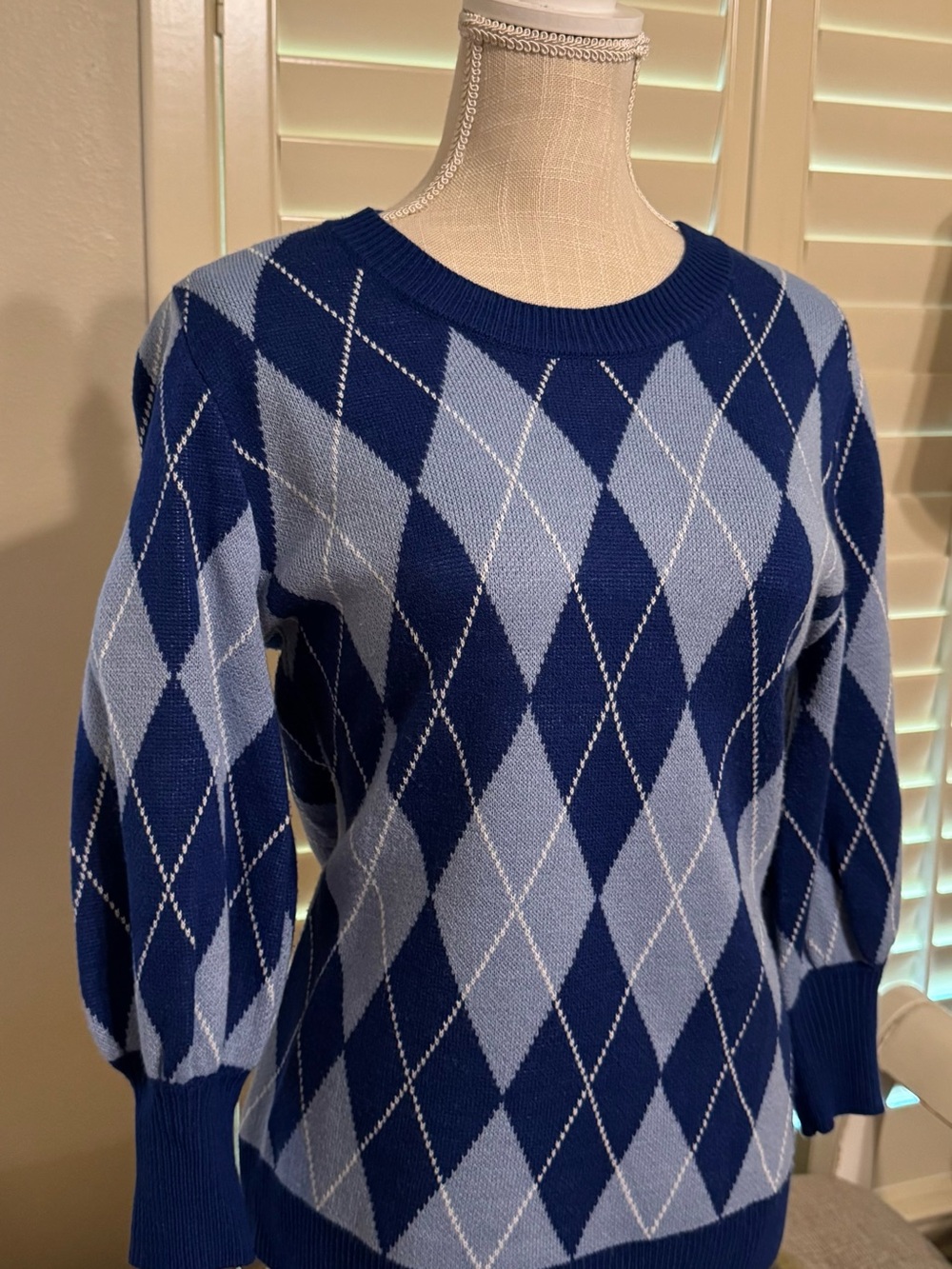 New York and Company Blue Argyle Classic Crewneck Sweater - Picture 3 of 8